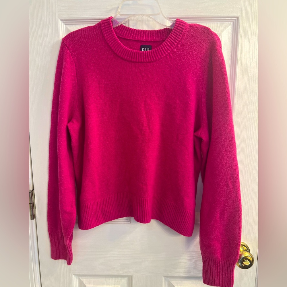 Gap sweater- large- pink NWOT